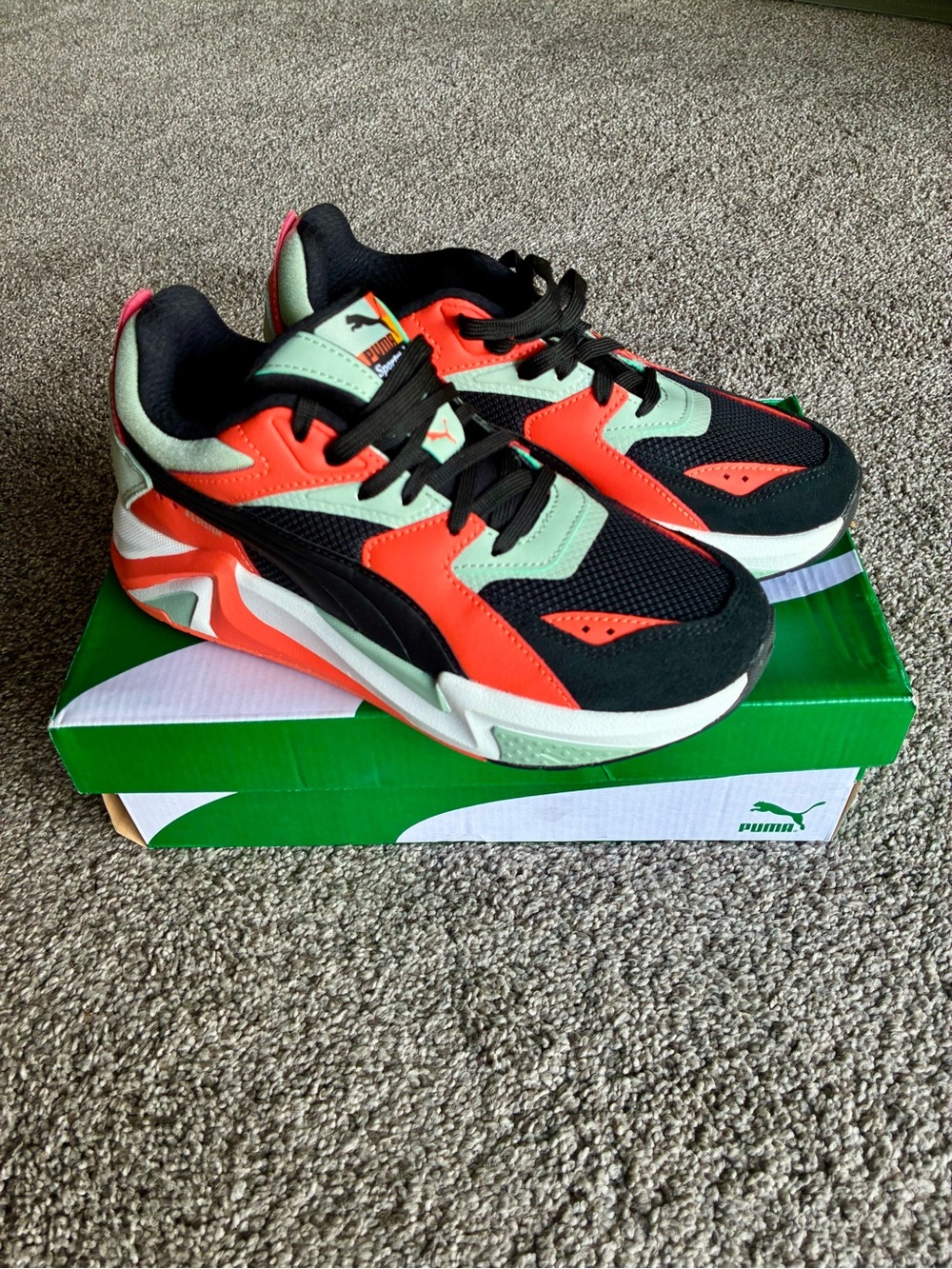 Puma RS-Pulsoid “Brand Love” Sneakers Women’s 8 NWT